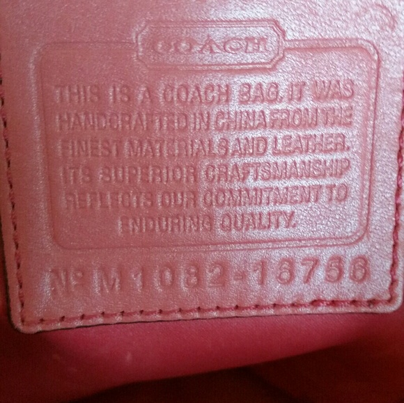 Authentic Coach handbag - Picture 4 of 6